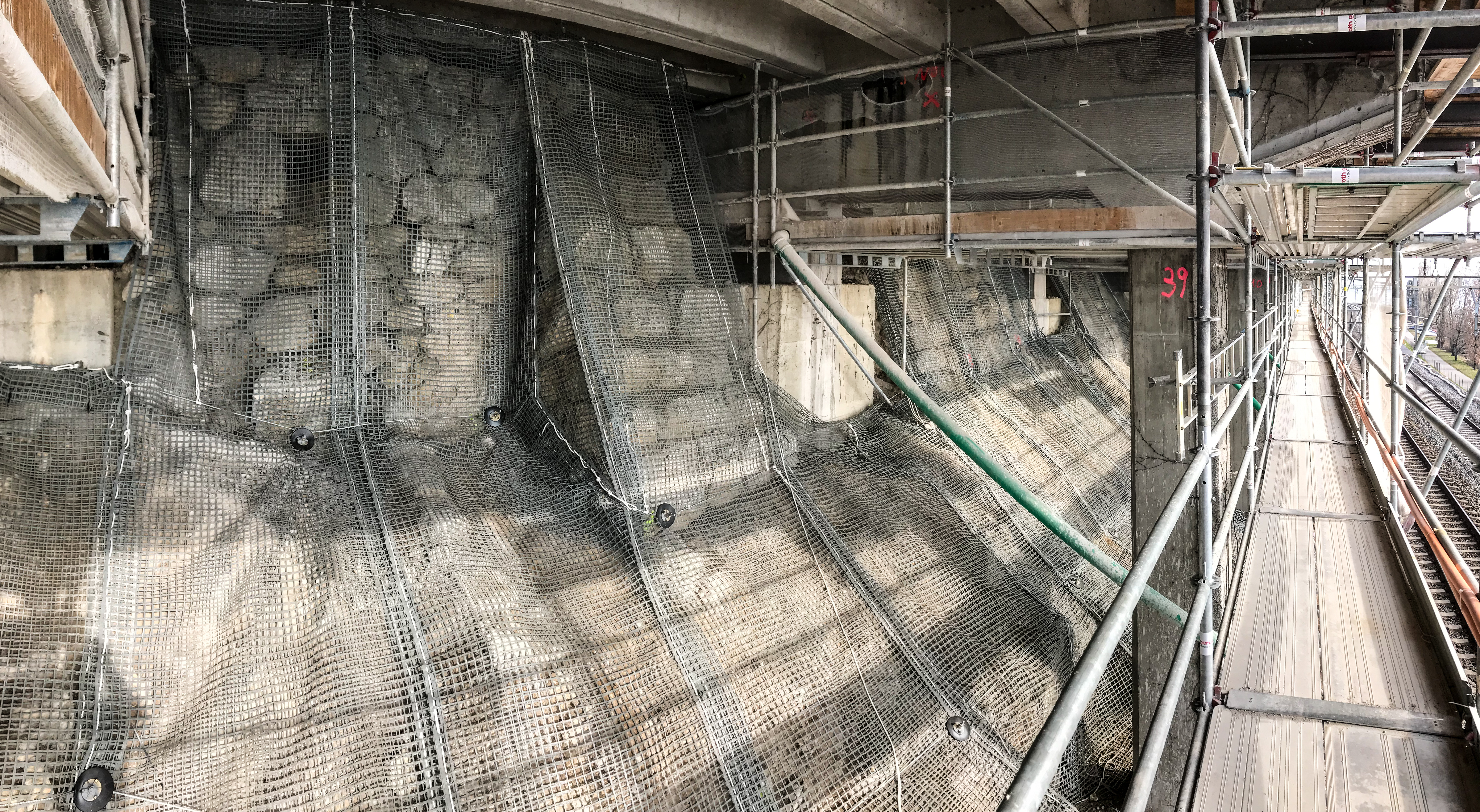 Schutz einer Bahnlinie